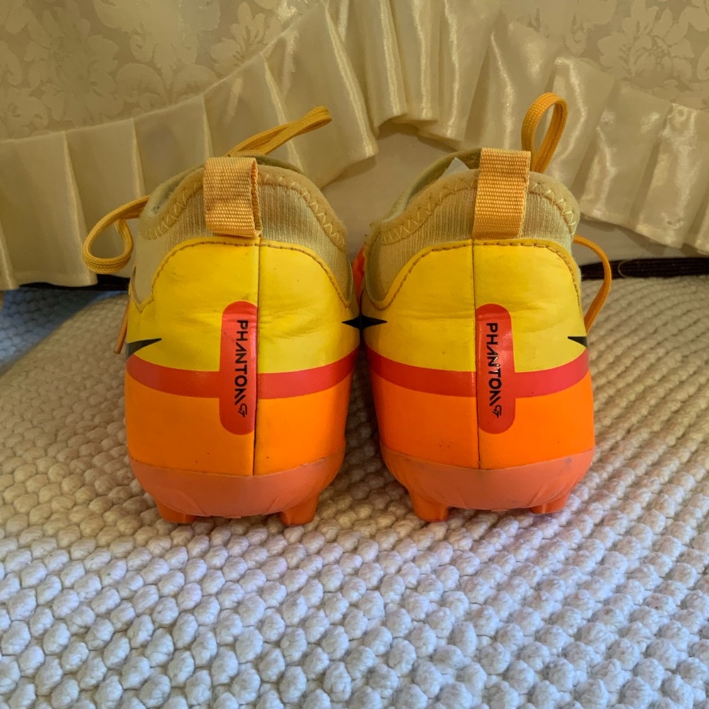 NIKE - Picture 5 of 6